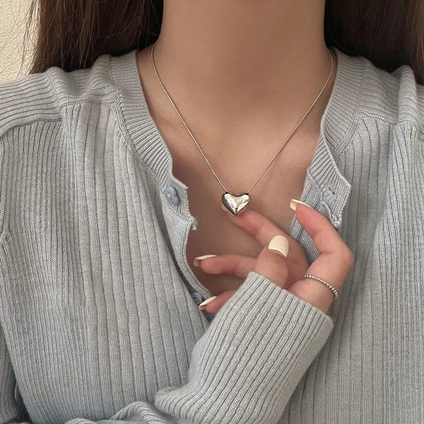 Vintage Gold Heart Pendant Necklace for Women – Romantic Aesthetic Jewelry Gift